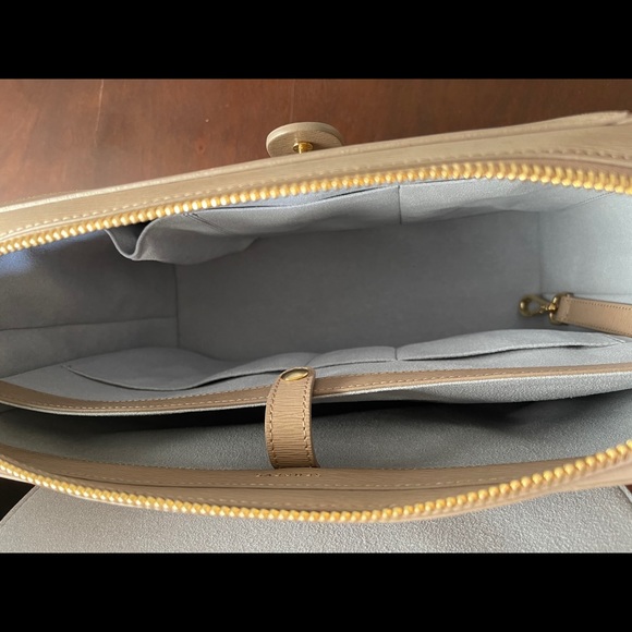 ❌SOLD❌ Brand new Senreve Maestra Bag in Latte - Picture 5 of 8